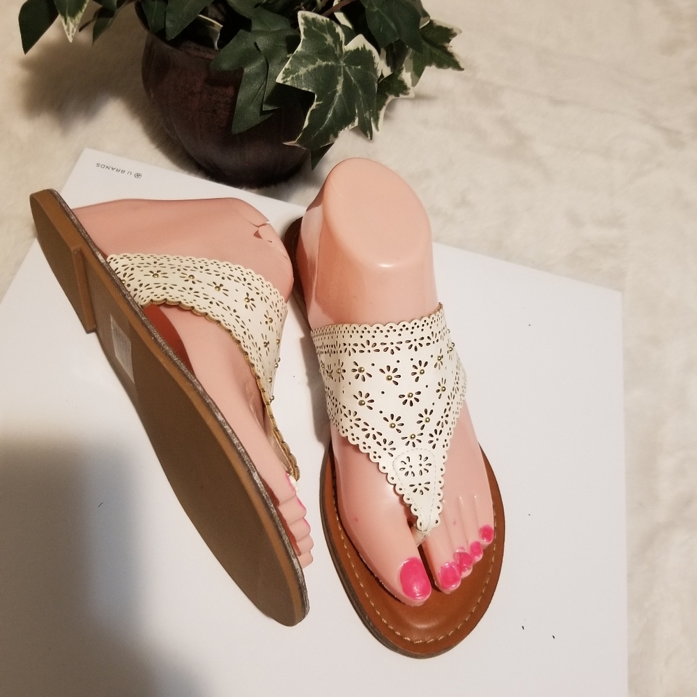 XOXO Cream and Brown Sandals with Crochet Design